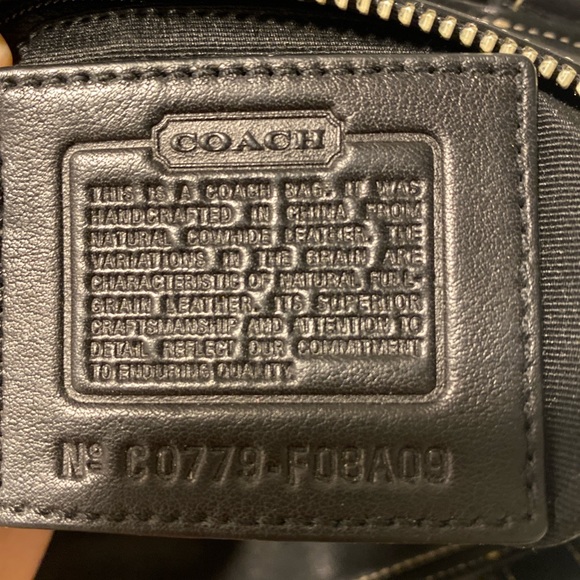 Vintage Black leather soho coach bag. Perfect fit for you. #coach #leather #bag - Picture 1 of 5